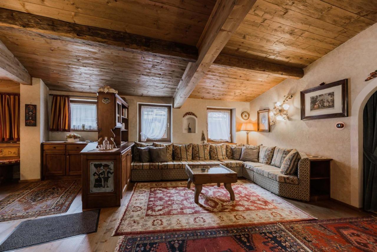 Апартаменти Cesa Linda By Ama Val Di Fassa Кампітелло-ді-Фасса Екстер'єр фото